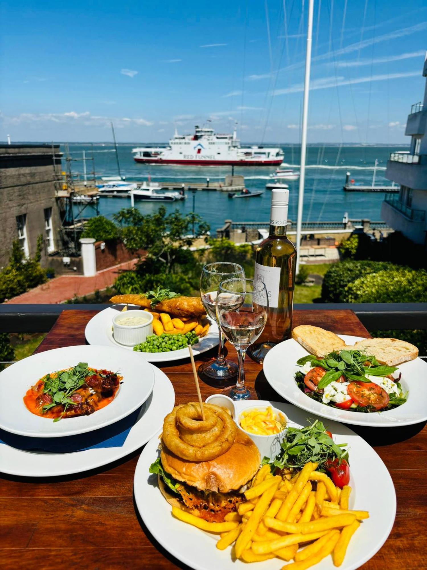 Royal Ocean Racing Club Hotel Cowes  Ngoại thất bức ảnh